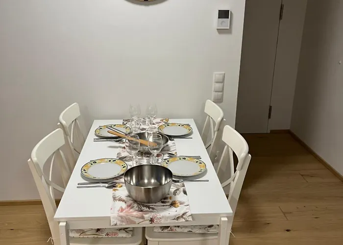 Apartman Cosy Candy Flat- With Optional Parking Available At An Extra Cost