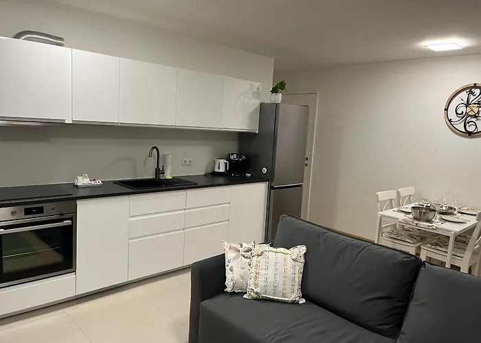 Apartman Cosy Candy Flat- With Optional Parking Available At An Extra Cost Bécs